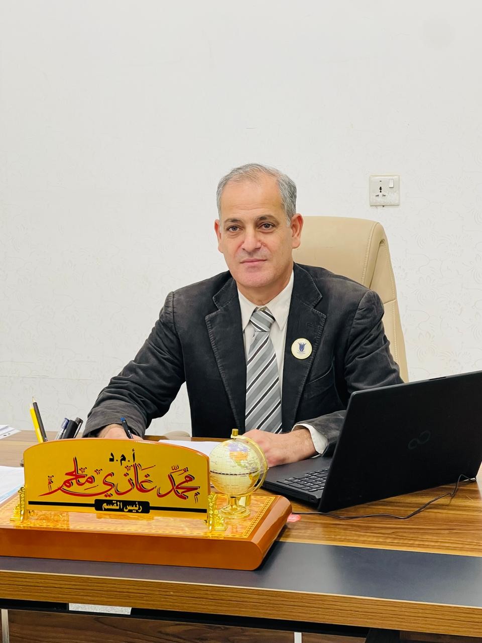 السيد رئيس قسم هندسة تقنيات الأجهزة الطبية