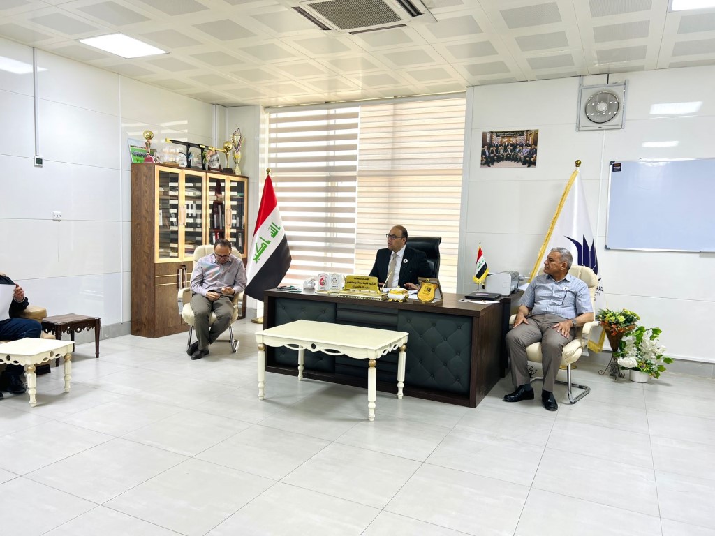 كلية الصيدلة تعقد مجلسها السابع للفصل الدراسي الثاني من العام الدراسي 2023 - 2024