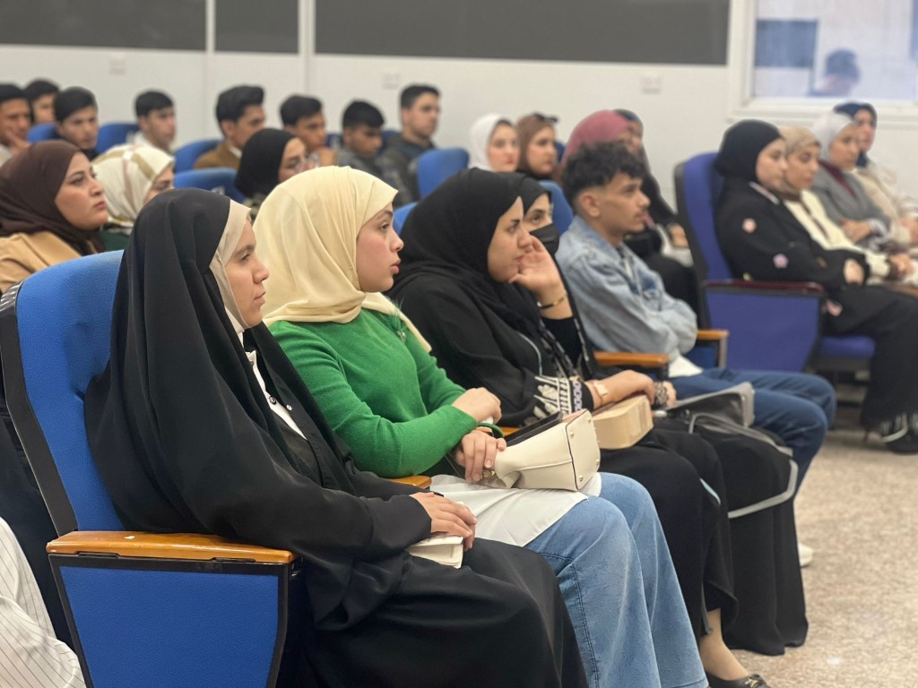 شعبة الارشاد النفسي والتوجيه التربوي في كلية طب الاسنان تقييم ندوة لطلبة المرحلة الاولى بعنوان التعايش الجامعي