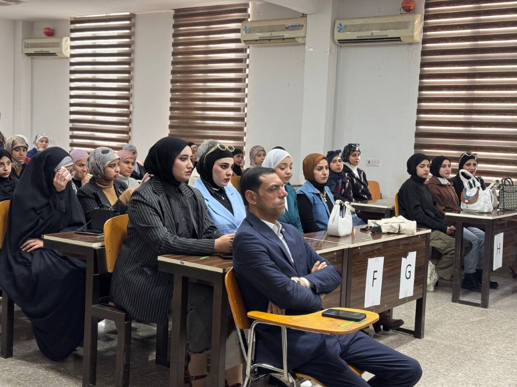 جامعة العين العراقية تستقبل طالبات ثانوية الريام للبنات في سفرة علمية