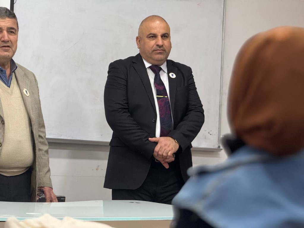 جامعة العين العراقية تستقبل طالبات ثانوية الريام للبنات في سفرة علمية