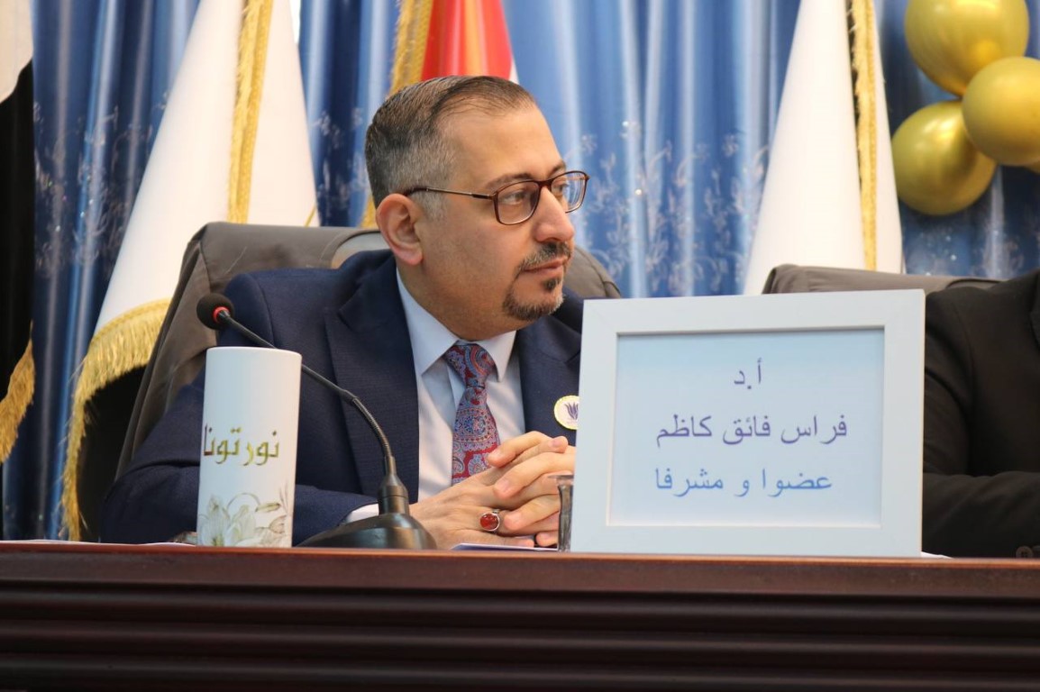 عميد كلية الهندسة عضواً ومشرفاً في مناقشة رسالة ماجستير في جامعة المثنى