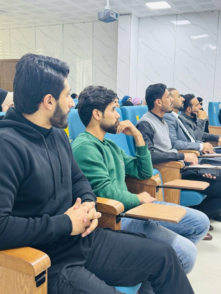 كلية التقنيات الصحية والطبية بالتعاون مع مركز التعليم المستمر تنظم ورشة عمل بعنوان "تحليل البيانات وتفسير النتائج :مهارات اساسية لطلبة المرحلة الاخيرة