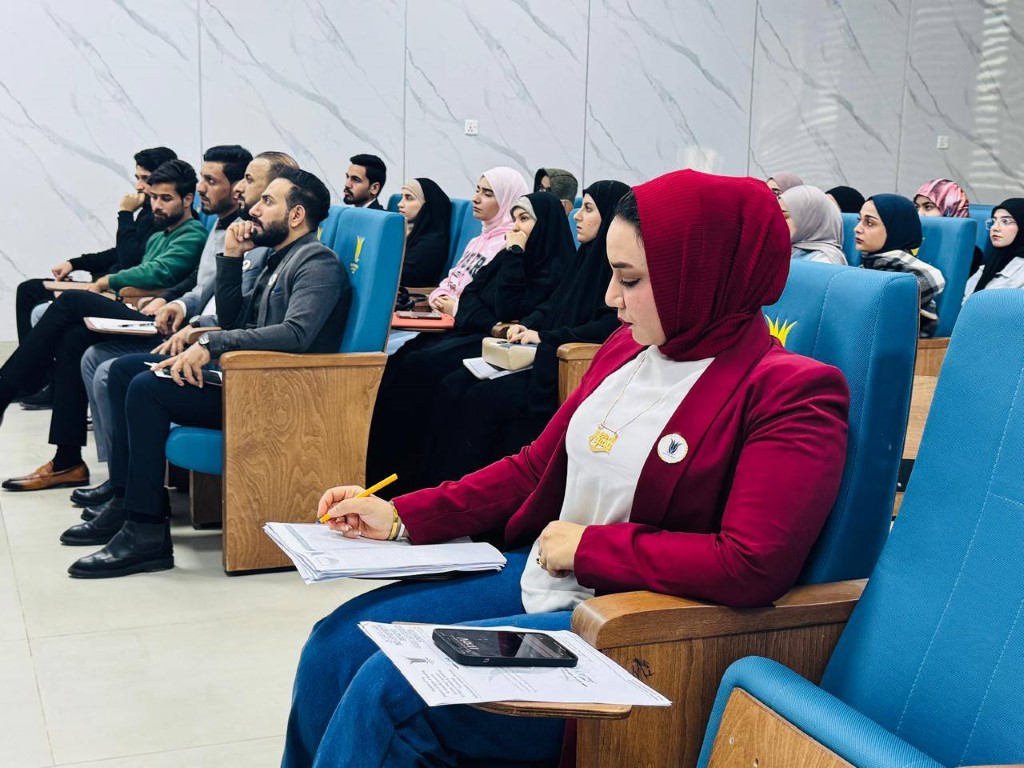 كلية التقنيات الصحية والطبية بالتعاون مع مركز التعليم المستمر تنظم ورشة عمل بعنوان "تحليل البيانات وتفسير النتائج :مهارات اساسية لطلبة المرحلة الاخيرة