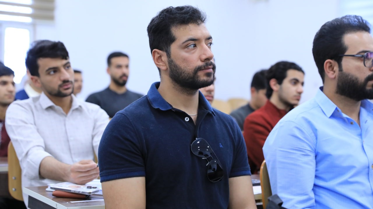 قسم هندسة الذكاء الاصطناعي ينظم ورشة إرشادية حول حالات قيد المعالجة لطلبة المرحلة الأولى
