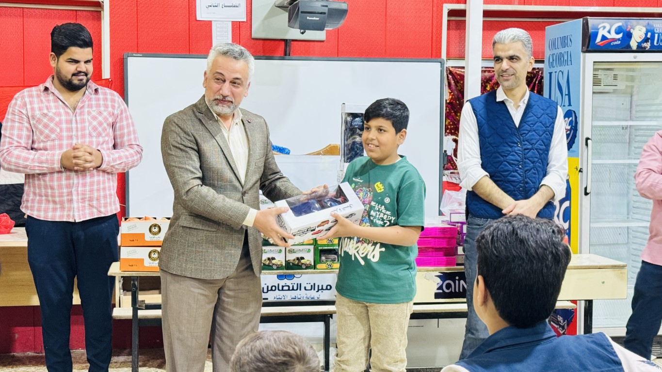 روح العطاء: طلبة الكلية التقنية الهندسية في زيارة إنسانية إلى مدرسة التضامن.