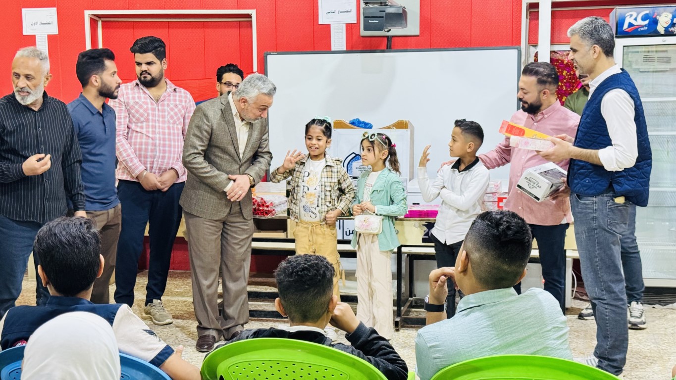 روح العطاء: طلبة الكلية التقنية الهندسية في زيارة إنسانية إلى مدرسة التضامن.