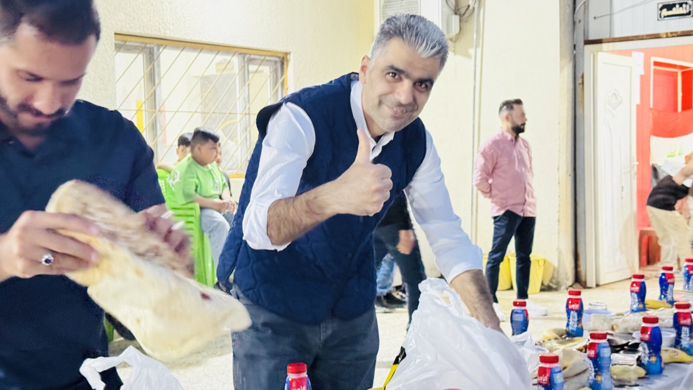 روح العطاء: طلبة الكلية التقنية الهندسية في زيارة إنسانية إلى مدرسة التضامن.