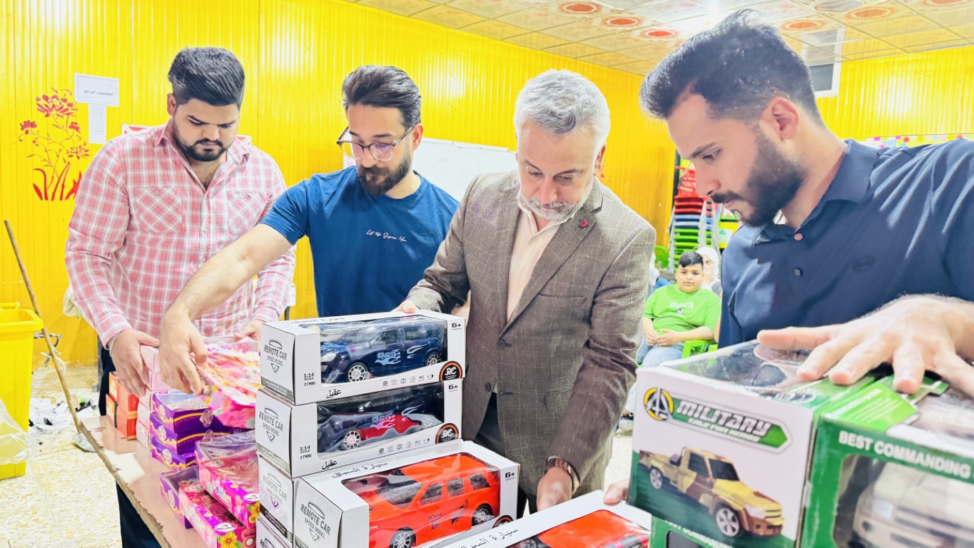 روح العطاء: طلبة الكلية التقنية الهندسية في زيارة إنسانية إلى مدرسة التضامن.